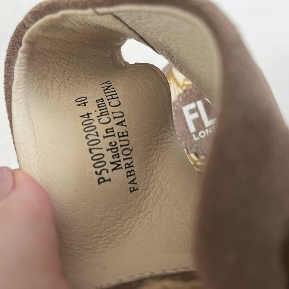 Like new! Fly London Yaba lace up wedge ankle boot suede (grey / stone / taupe) - Picture 12 of 12